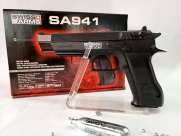 Pistola Swiss + Arms SA941 de Co2